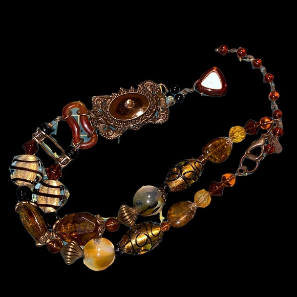 Treska Necklace. - Picture 2 of 2